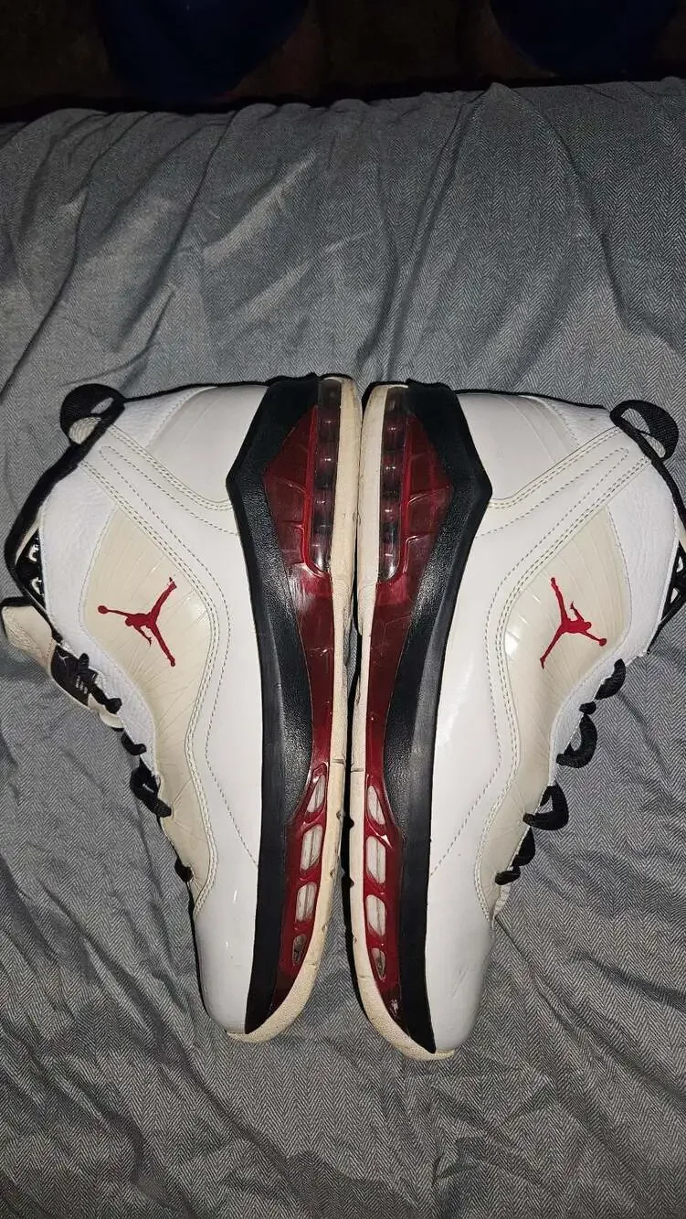 Jordan Melo M8 White/Varsity Red-Black Basketball Shoes